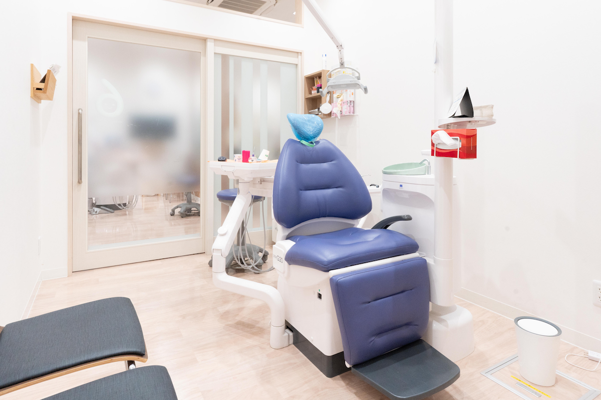イーアス春日井歯科の個室診療室