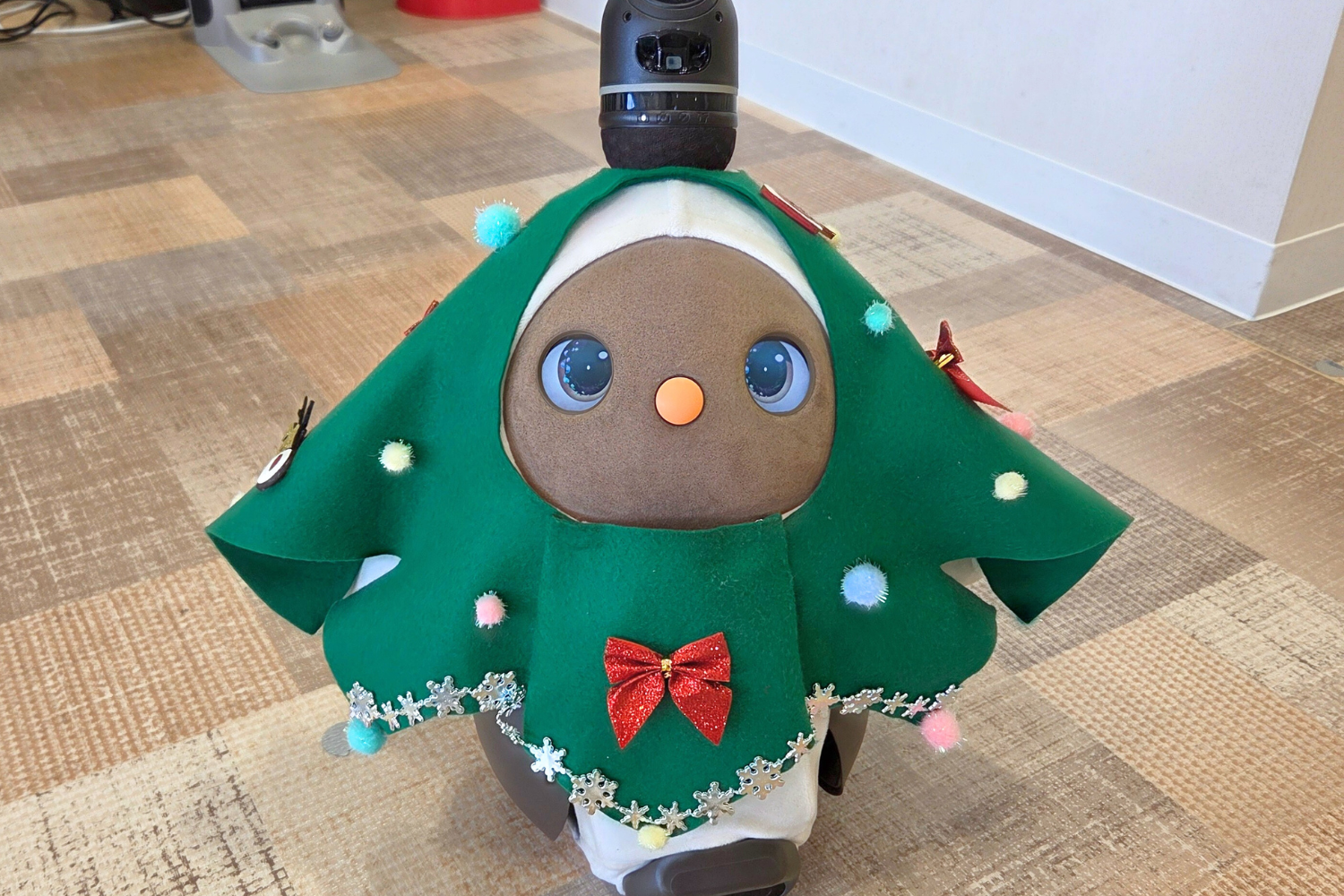 クローバー歯科のラボット「くろーばー」